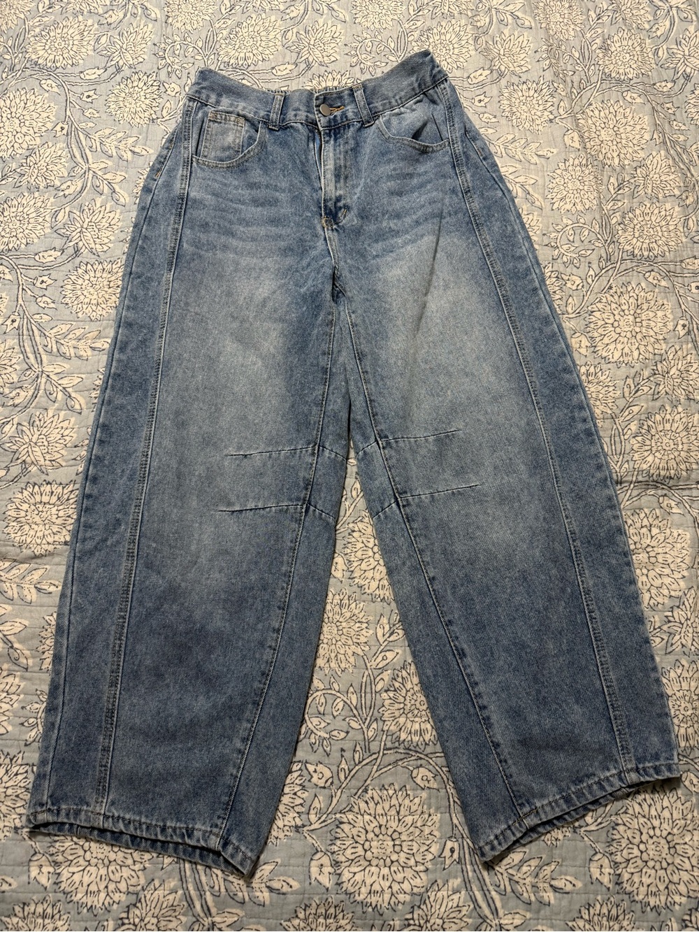 SHEIN Light Blue Relaxed Barrel Jeans size 30